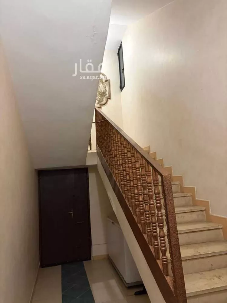 فيلا للبيع في شارع الفراء, حي شبرا, مدينة الرياض, منطقة الرياض صورة 4