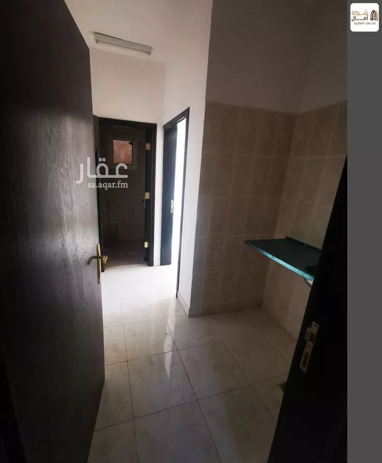عمارة للبيع في شارع عين الحواس, حي المرقب, مدينة الرياض, منطقة الرياض صورة 4