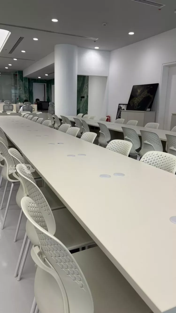 Commercial Office for Rent in Riyadh Al Arid 8