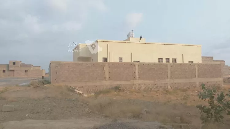 فيلا للإيجار في عتود ، الدرب