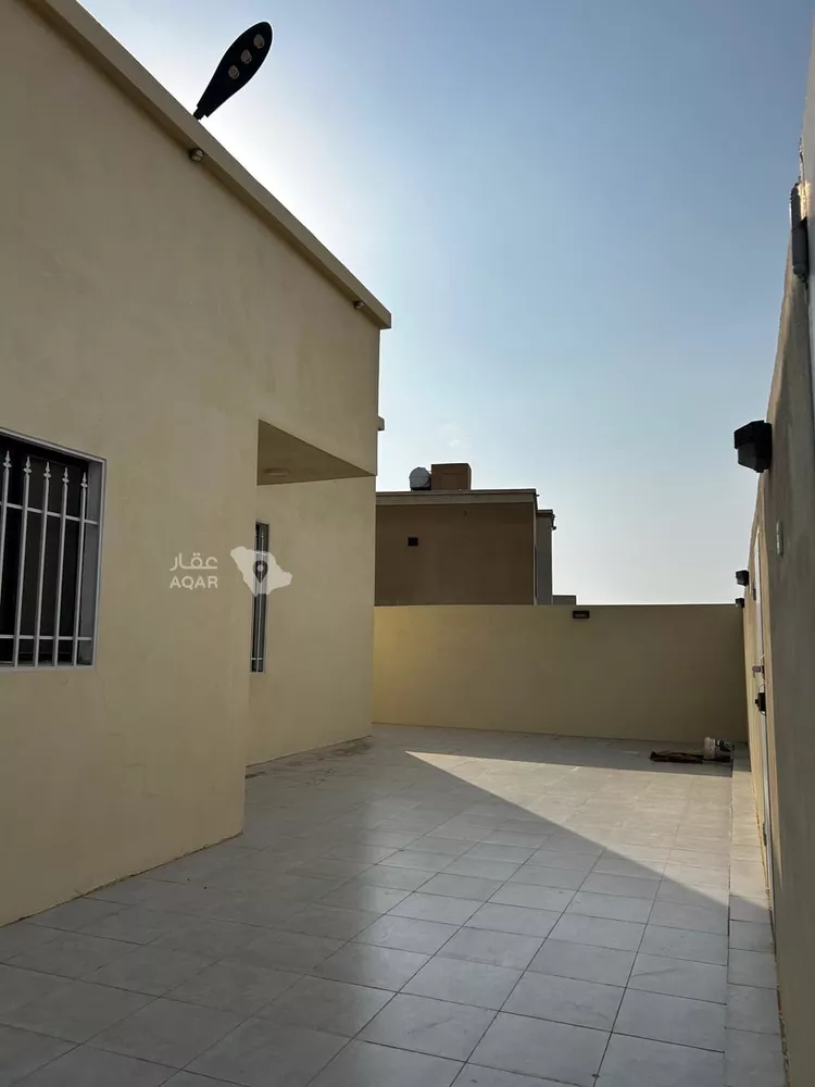 فيلا للإيجار في عتود ، الدرب 3
