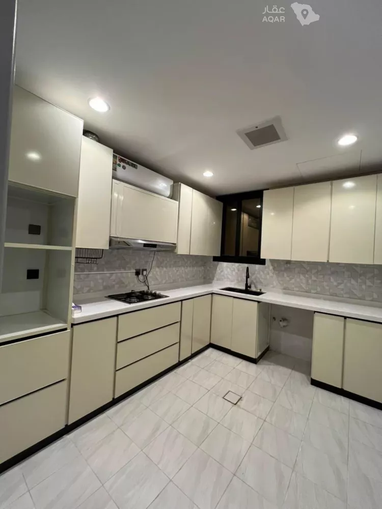 Apartment for Rent in Riyadh Al Yasmin 8