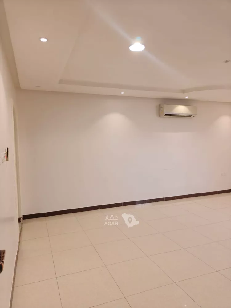 شقة للإيجار في شارع العشيرة, حي ظهرة لبن, مدينة الرياض, منطقة الرياض