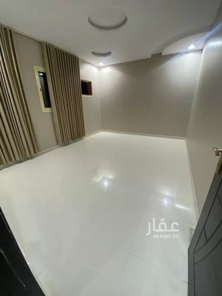 شقة للإيجار في شارع العشيرة, حي ظهرة لبن, مدينة الرياض, منطقة الرياض