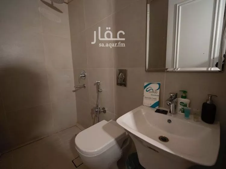شقة للإيجار في شارع محمد بن عبدالعزيز العجاجي, حي القيروان, مدينة الرياض, منطقة الرياض صورة 4