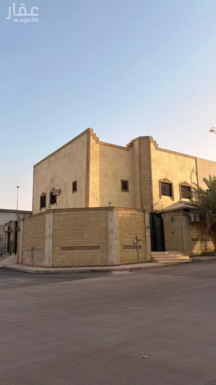 فيلا للإيجار في شارع الشيخ عبدالعزيز الشتري, حي المعذر الشمالي, مدينة الرياض, منطقة الرياض 14