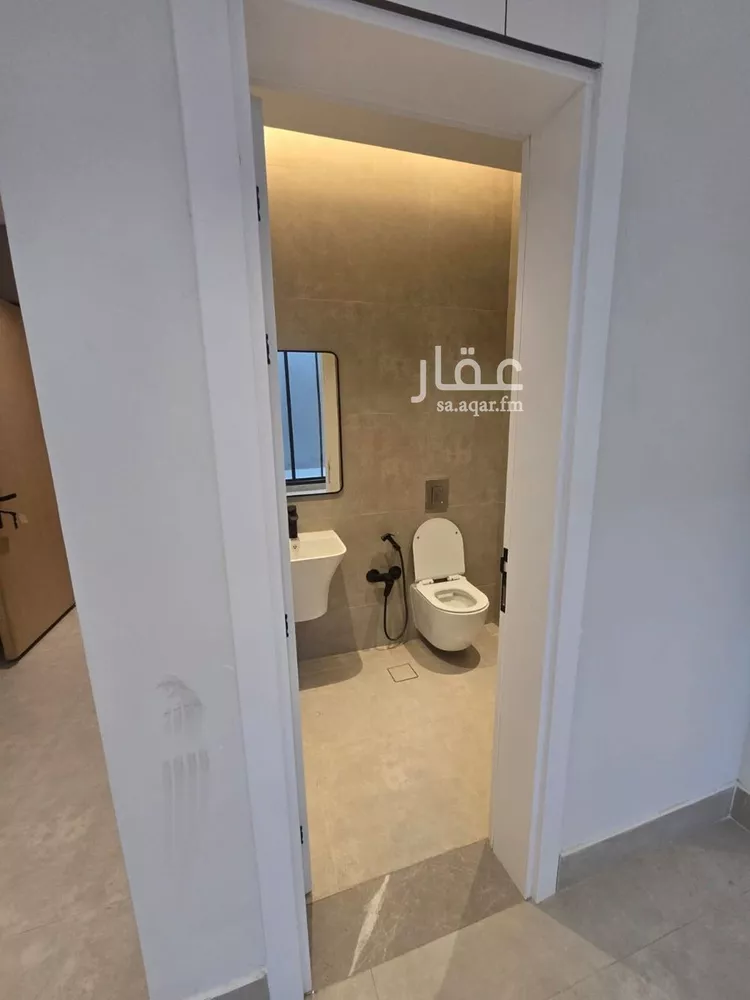 شقة للبيع في شارع عبدالرحمن بن محمد بن مسلمه الانصاري, حي العارض, مدينة الرياض, منطقة الرياض