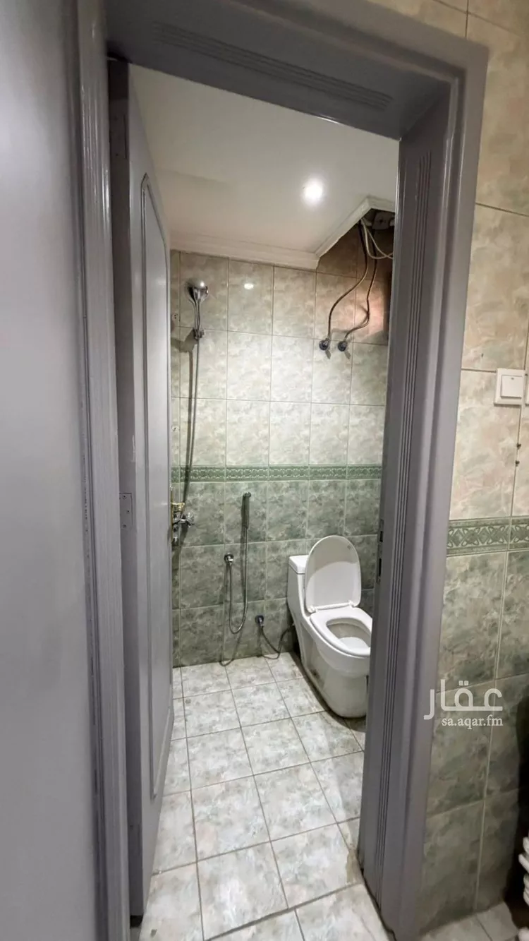 فيلا للإيجار في شارع الشيخ عبدالعزيز الشتري, حي المعذر الشمالي, مدينة الرياض, منطقة الرياض صورة 4