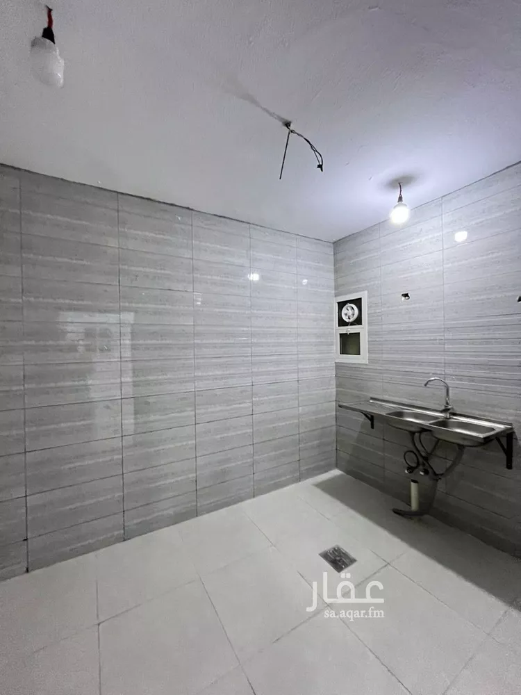 عمارة للبيع في شارع الجوز, حي منفوحة الجديدة, مدينة الرياض, منطقة الرياض صورة 3