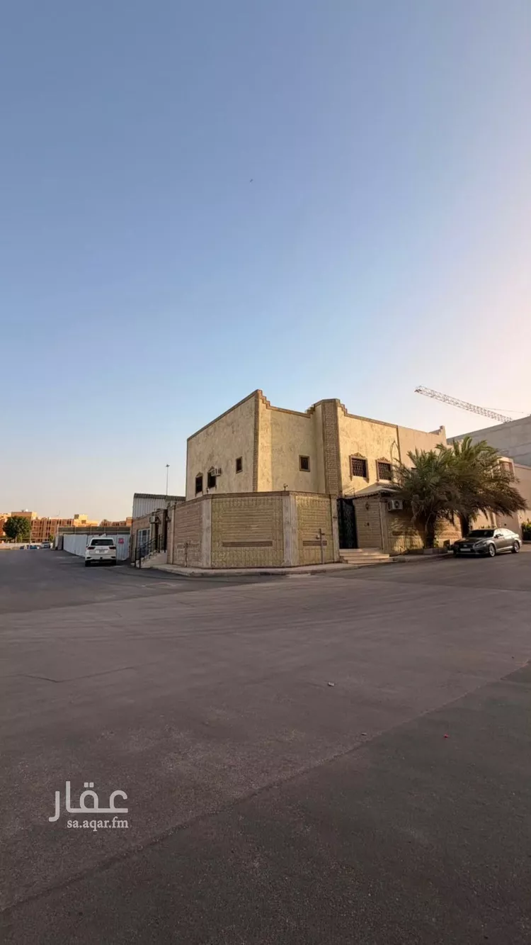 فيلا للإيجار في شارع الشيخ عبدالعزيز الشتري, حي المعذر الشمالي, مدينة الرياض, منطقة الرياض 11