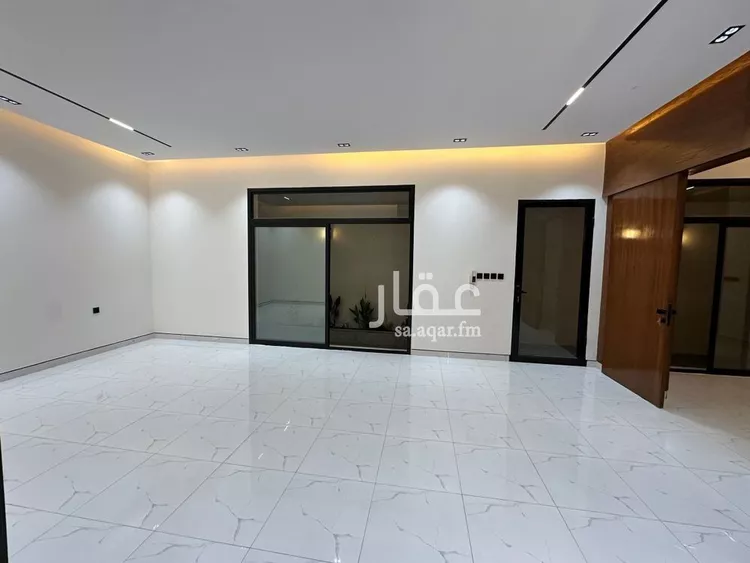 فيلا للبيع في شارع أبي طالب الكرخي, حي الخليج, مدينة الرياض, منطقة الرياض