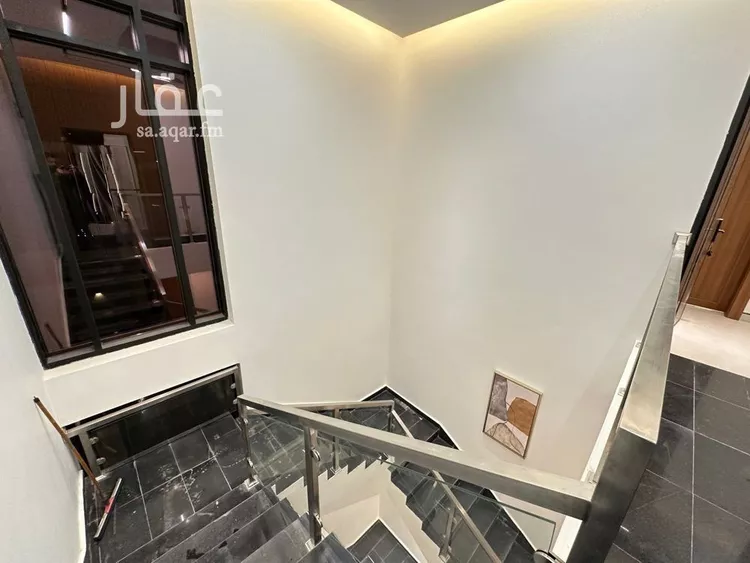 دور للبيع في شارع رقم 310, حي النرجس, مدينة الرياض, منطقة الرياض صورة 5