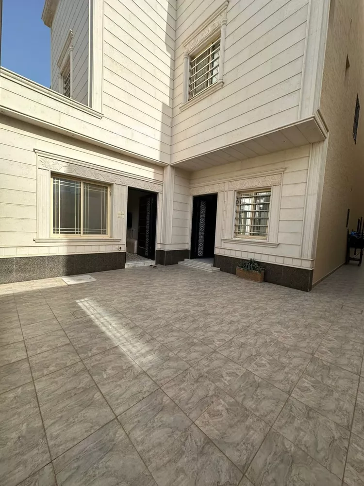 فيلا للبيع في شارع حماد الأنصاري, حي المعيزيلة, مدينة الرياض, منطقة الرياض 8