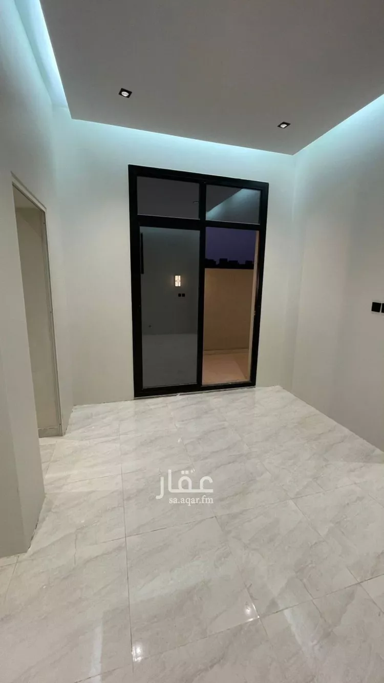 دور للبيع في شارع العناب, حي النرجس, مدينة الرياض, منطقة الرياض صورة 4