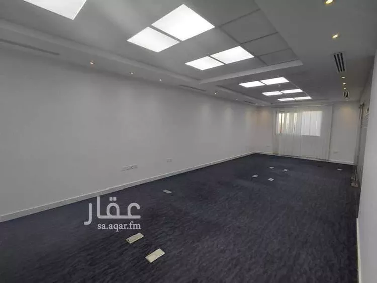 مكتب تجاري للإيجار في شارع الثمامه, حي الصحافة, مدينة الرياض, منطقة الرياض