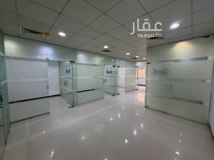 مكتب تجاري للإيجار في شارع الثمامه, حي الصحافة, مدينة الرياض, منطقة الرياض صورة 5