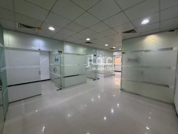مكتب تجاري للإيجار في شارع الثمامه, حي الصحافة, مدينة الرياض, منطقة الرياض صورة 5