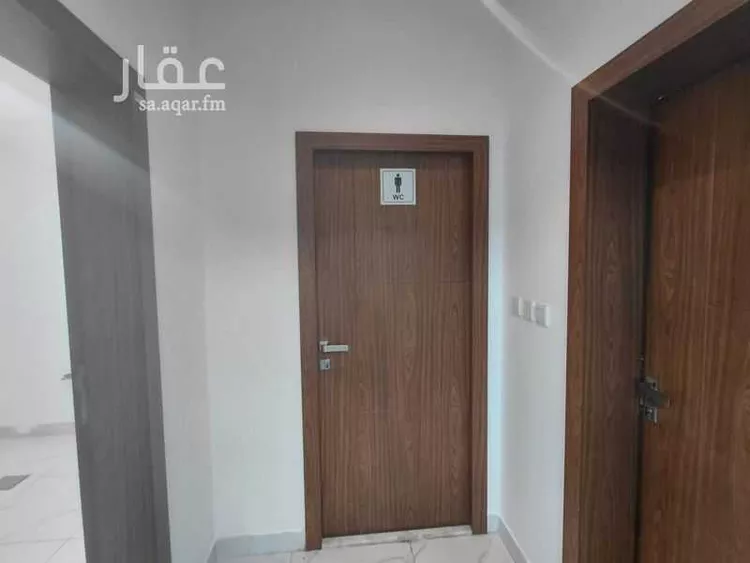 مكتب تجاري للإيجار في شارع الثمامه, حي الصحافة, مدينة الرياض, منطقة الرياض صورة 5