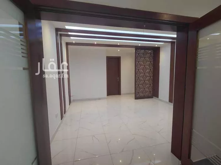 مكتب تجاري للإيجار في شارع الثمامه, حي الصحافة, مدينة الرياض, منطقة الرياض صورة 2