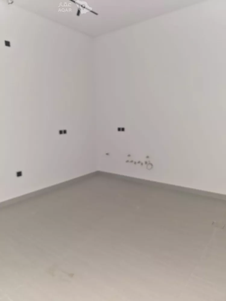 Floor for Sale in Jeddah As Salamah 9