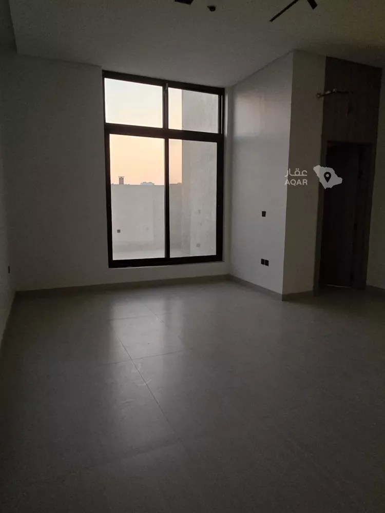 Floor for Sale in Jeddah As Salamah 13