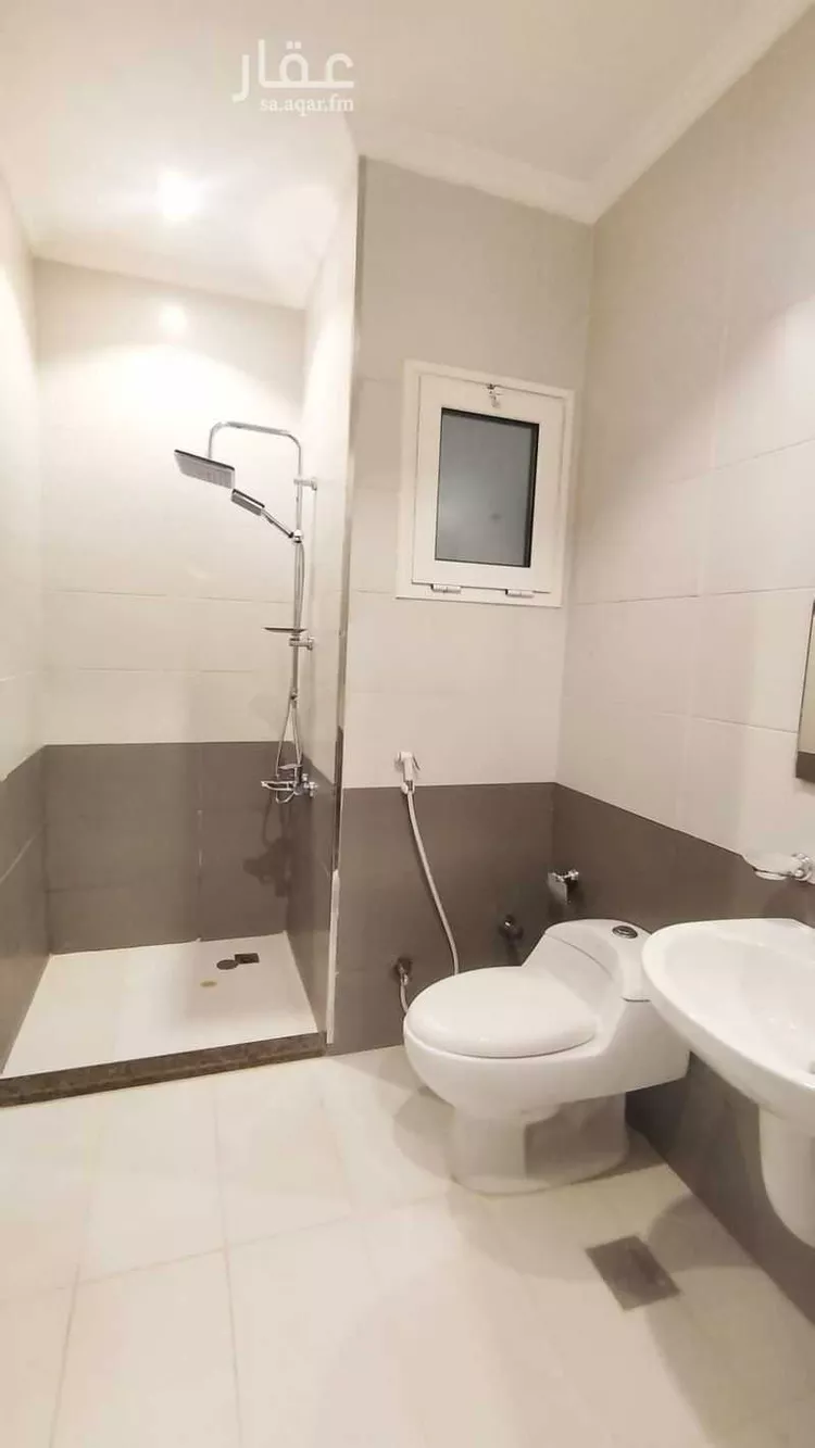 شقة للإيجار في شارع ابن الشهاب, حي البندرية, مدينة الخبر, المنطقة الشرقية 16