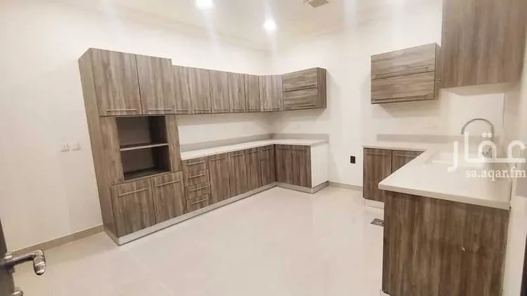 شقة للإيجار في شارع ابن الشهاب, حي البندرية, مدينة الخبر, المنطقة الشرقية 8