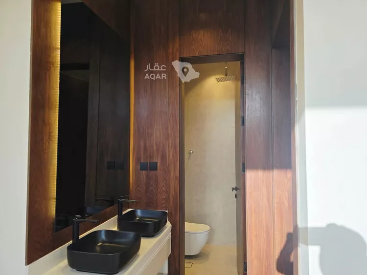 Villa for Sale in Riyadh Al Arid 12