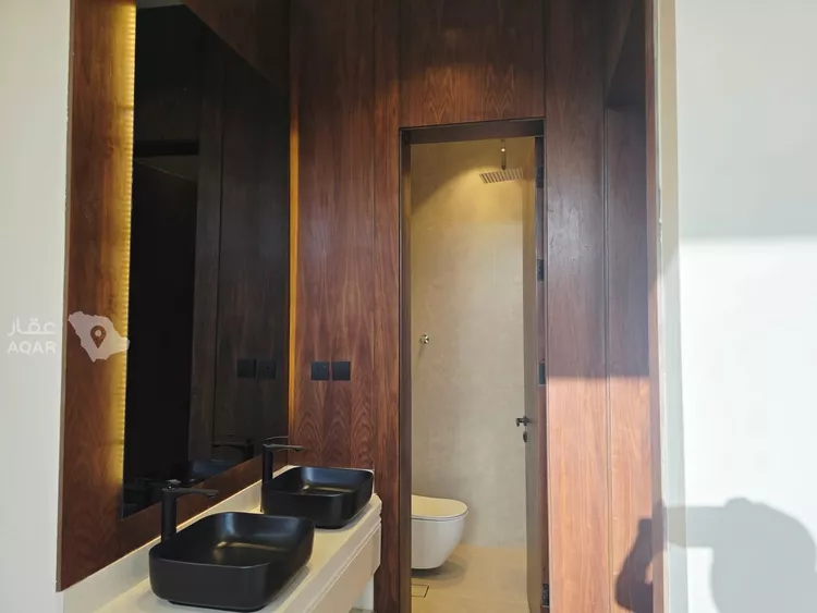 Villa for Sale in Riyadh Al Arid 2