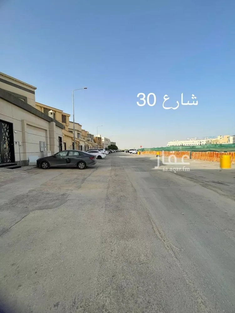 فيلا للبيع في شارع عبدالرحمن الاشعري, حي الرمال, مدينة الرياض, منطقة الرياض 14