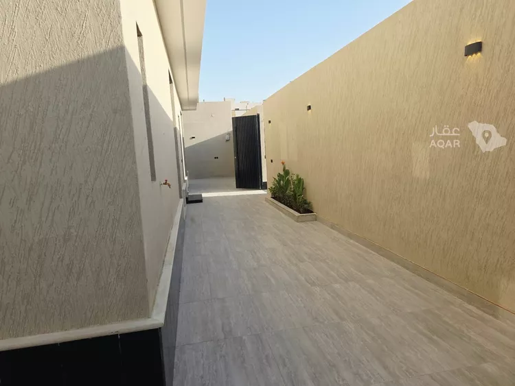 Villa for Sale in Riyadh Al Arid 24