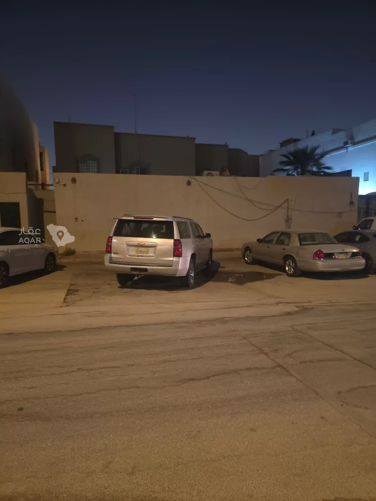 أرض للبيع في شارع حمورية, حي العقيق, مدينة الرياض, منطقة الرياض 3