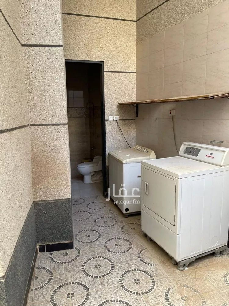 فيلا للبيع في شارع عبدالرحمن الاشعري, حي الرمال, مدينة الرياض, منطقة الرياض 6