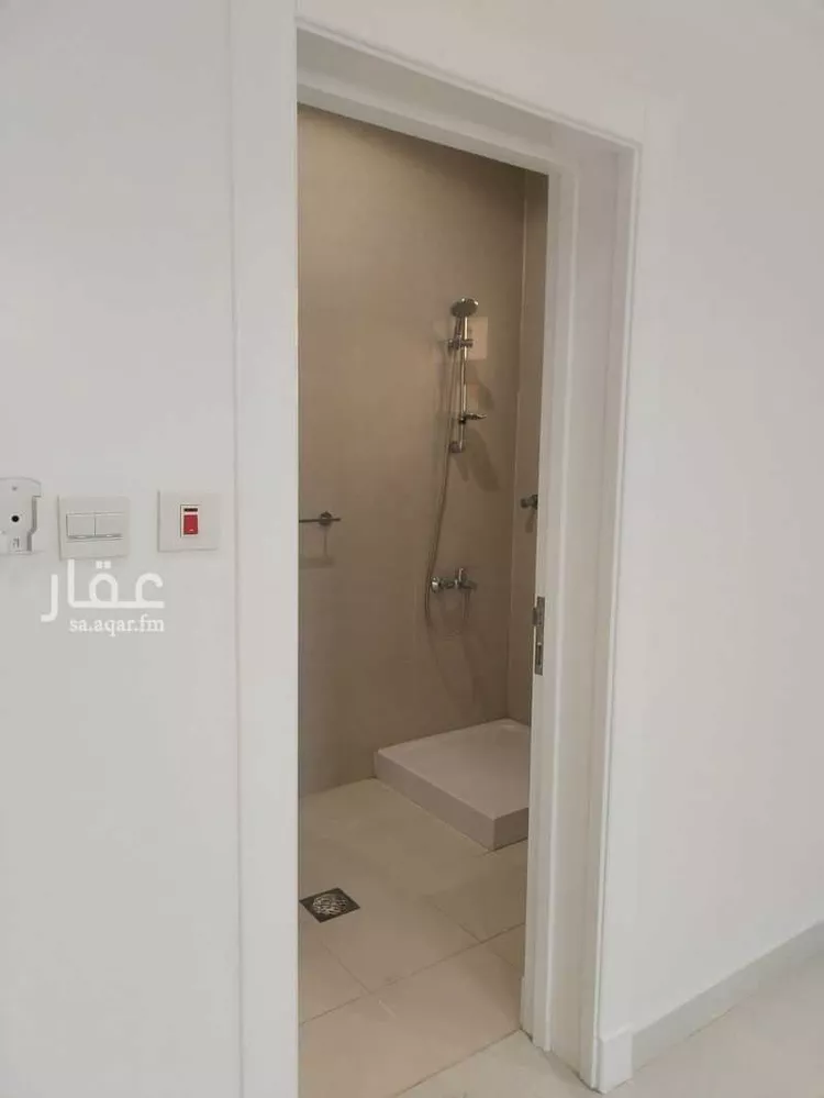 فيلا للبيع في حي ، شارع عبدالعزيز بن سبيل ، حي العارض ، الرياض ، منطقة الرياض صورة 5