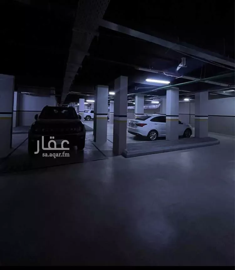 شقة للإيجار في شارع محمد بن عبدالعزيز الدغيثر, حي الملقا, مدينة الرياض, منطقة الرياض صورة 2