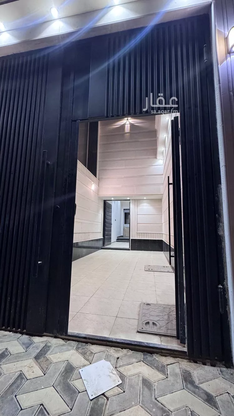 دور للبيع في شارع القاضي أبي يعلى, حي طويق, مدينة الرياض, منطقة الرياض صورة 2