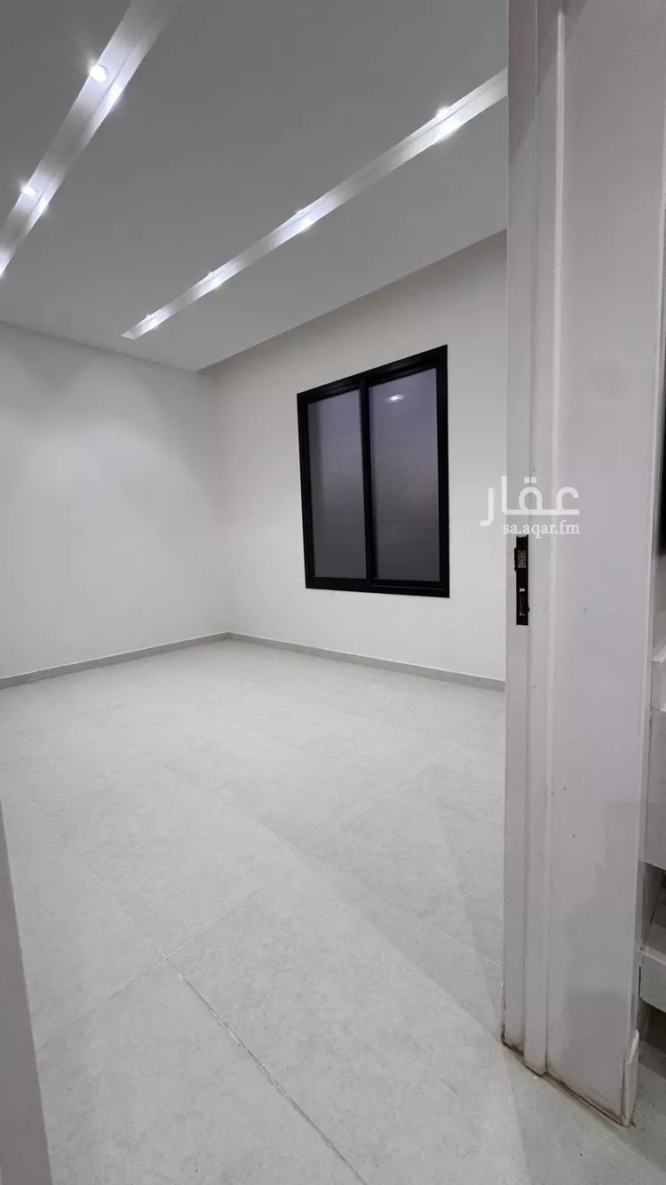 فيلا للبيع في شارع الصفة, حي طويق, مدينة الرياض, منطقة الرياض صورة 2