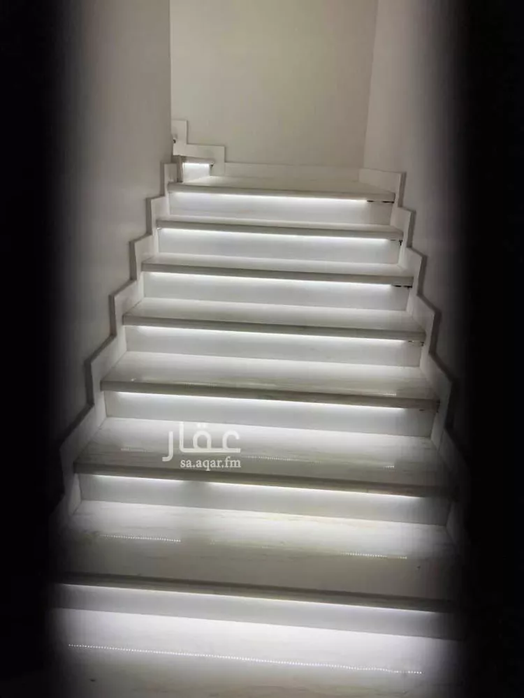 شقة للإيجار في شارع الفرزدق, حي الضباط, مدينة الرياض, منطقة الرياض 6