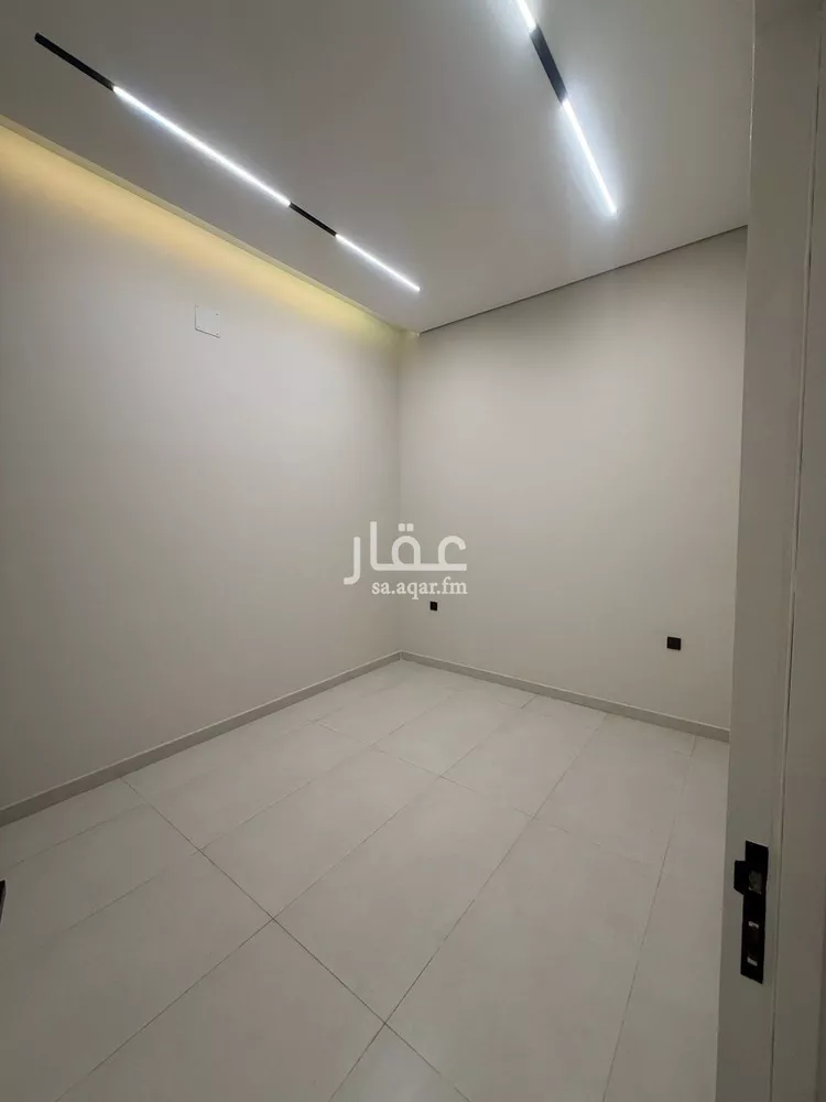 دور للبيع في شارع ابن سعد الكاتب, حي الرمال, مدينة الرياض, منطقة الرياض صورة 4