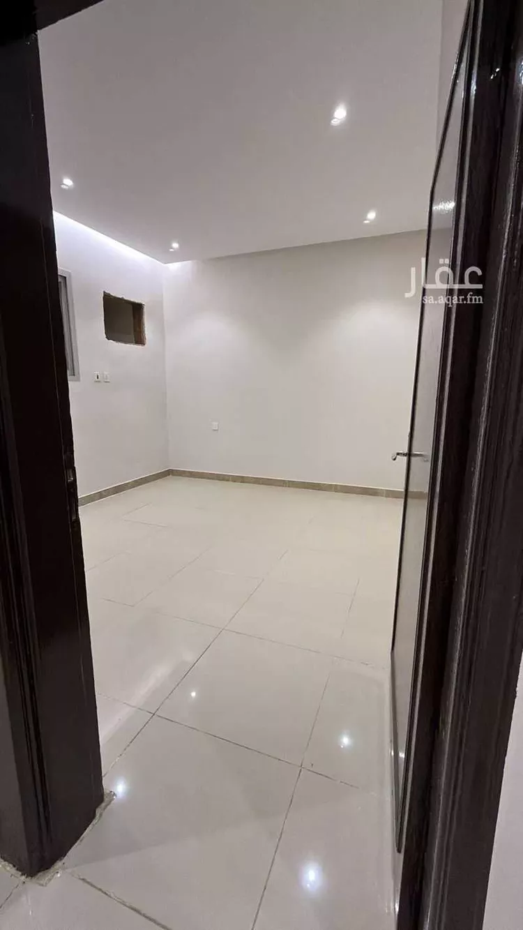 شقة للإيجار في شارع النابغة الشيباني, حي المعذر, مدينة الرياض, منطقة الرياض صورة 2