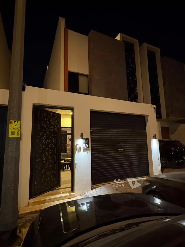 Floor for Sale in Riyadh Okaz 4