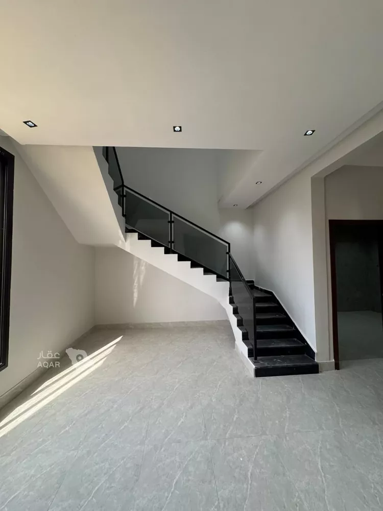 Floor for Sale in Riyadh Taiba 4