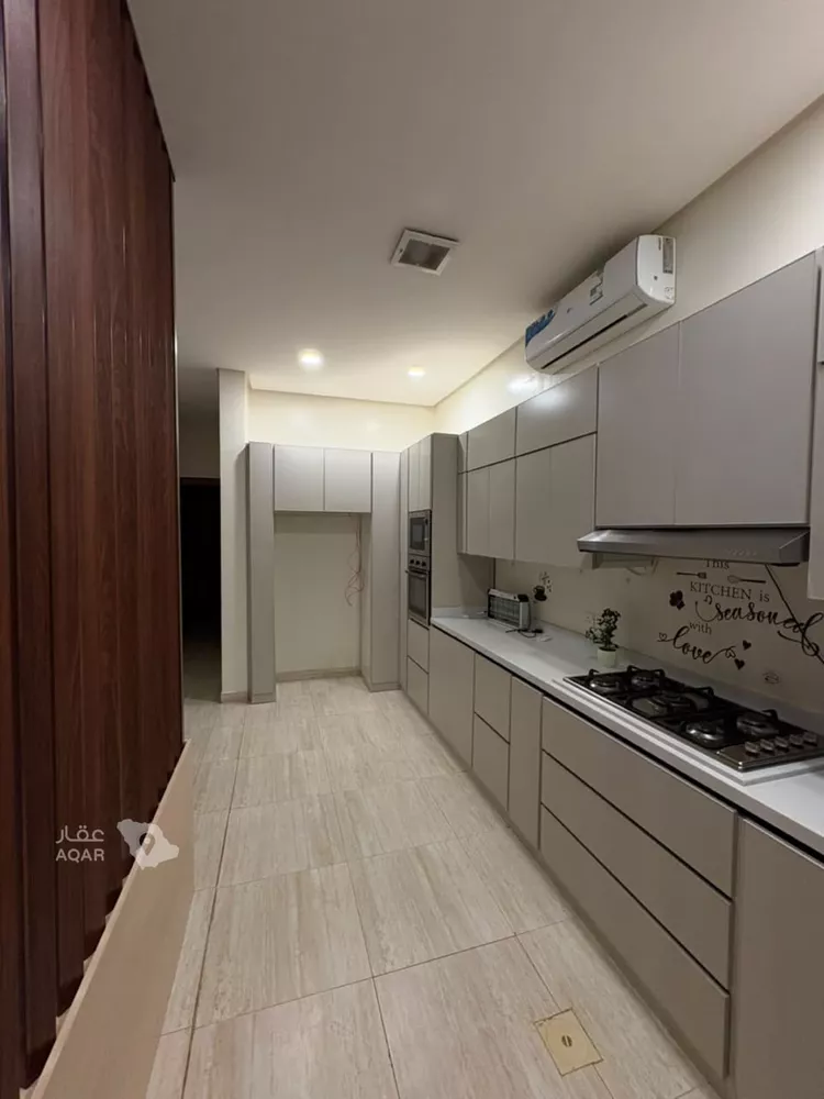 Floor for Sale in Riyadh Okaz