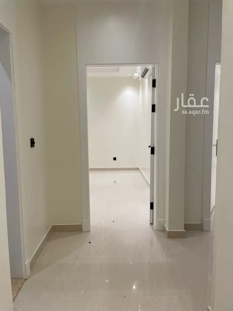 دور للبيع في شارع رقم 104, حي النرجس, مدينة الرياض, منطقة الرياض صورة 3