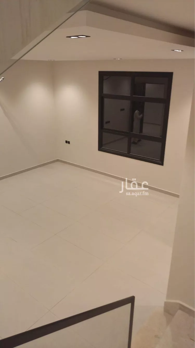 Floor for Sale in Riyadh Al Munsiyah 23