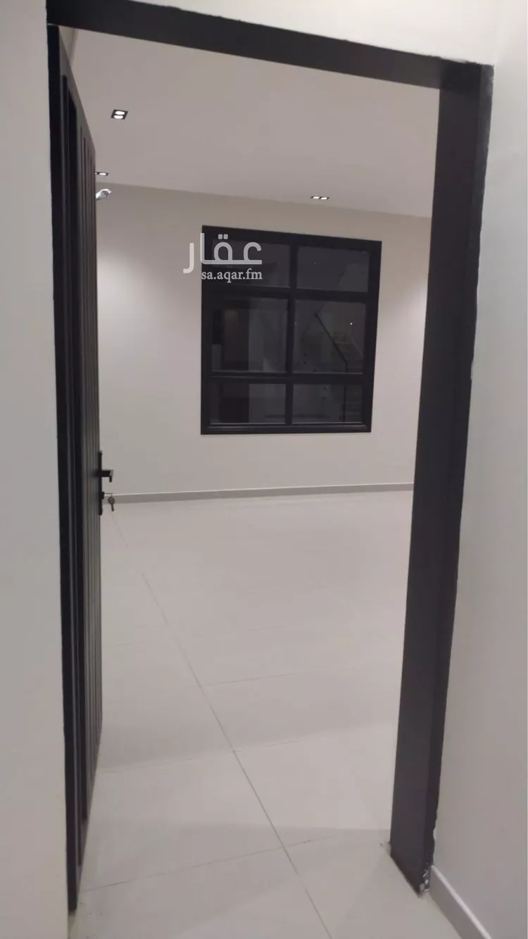 Floor for Sale in Riyadh Al Munsiyah 25