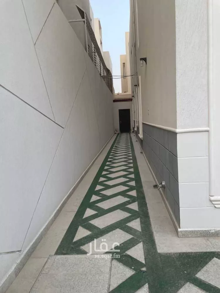 Floor for Sale in Riyadh An Narjis 9