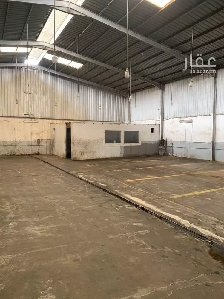 مستودع للإيجار في شارع أحمد القرشي, حي الصناعية, مدينة الرياض, منطقة الرياض صورة 2