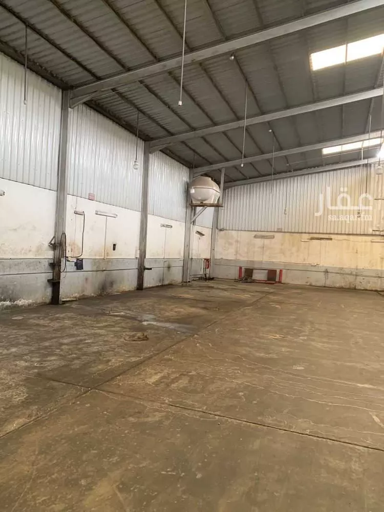 مستودع للإيجار في شارع أحمد القرشي, حي الصناعية, مدينة الرياض, منطقة الرياض