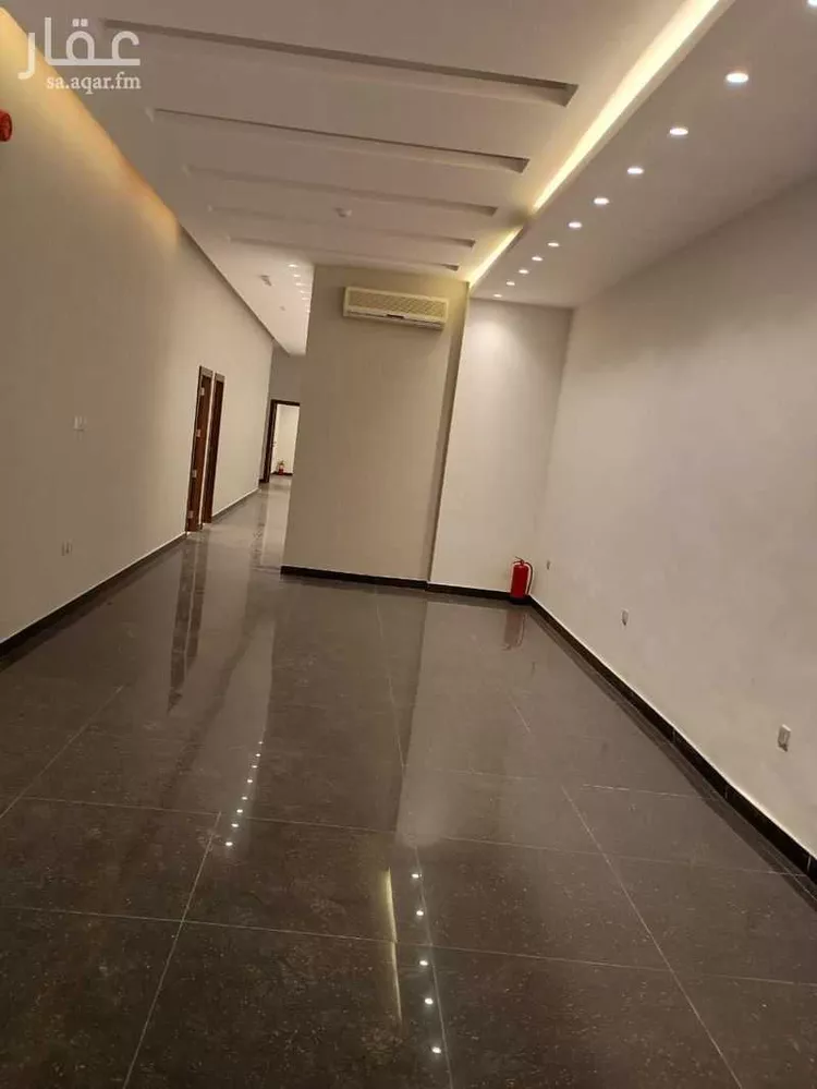 مكتب تجاري للإيجار في شارع التخصصي, حي المعذر الشمالي, مدينة الرياض, منطقة الرياض صورة 3